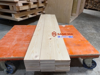 Thanh gỗ thông mặt rộng 8cm x dày 2cm x dài 120cm + láng mịn 4 mặt