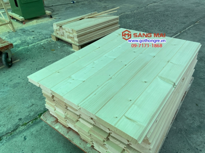 Gia công gỗ thông ốp sàn dày 3cm x rộng 9cm + cắt theo yêu cầu