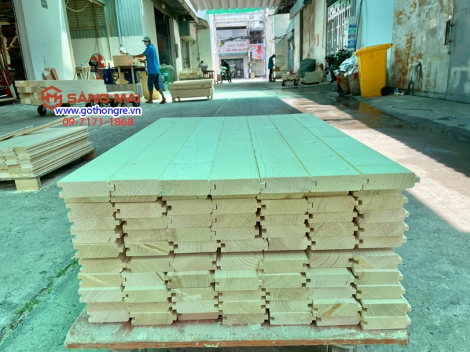 Gia công gỗ thông ốp sàn dày 3cm x rộng 9cm + cắt theo yêu cầu