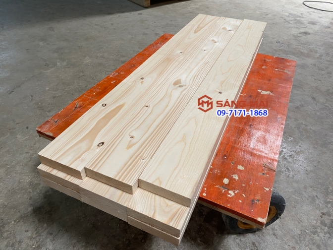 Thanh gỗ thông dày 3cm x rộng 12cm x dài 120cm + láng mịn 4 mặt