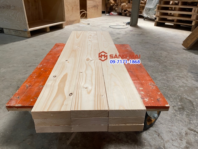 Thanh gỗ thông dày 3cm x rộng 12cm x dài 120cm + láng mịn 4 mặt