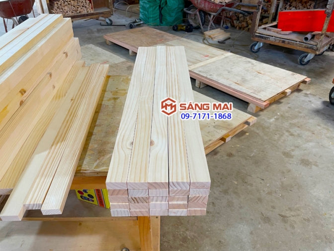 Thanh gỗ thông 3cm x 1,5cm x dài 80cm + láng mịn 4 mặt