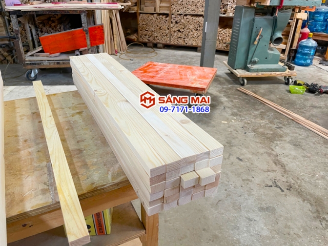 Thanh gỗ thông 2cm x 3cm x dài 80cm + láng mịn 4 mặt