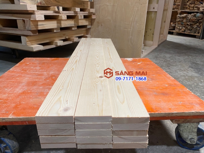 Thanh gỗ thông mặt rộng 8cm x dày 2cm x dài 120cm + láng mịn 4 mặt