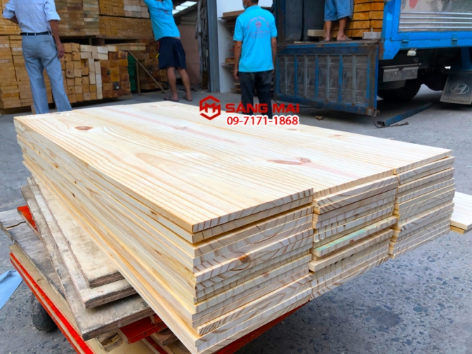 Tấm gỗ thông mặt rộng 20cm x dày 1cm x dài 120cm + láng mịn 4 mặt