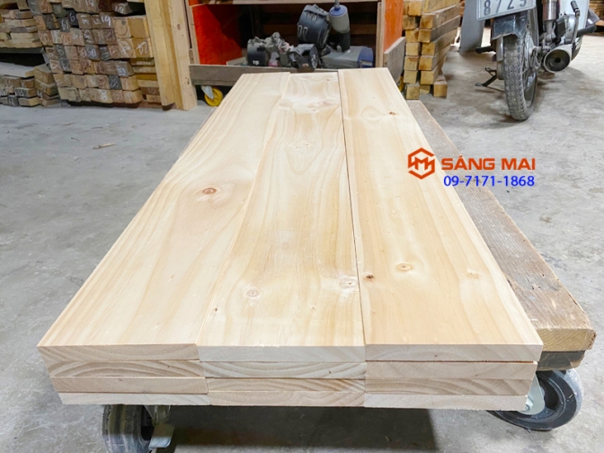 Tấm gỗ thông mặt rộng 15cm x dày 2cm x bào láng 4 mặt + cắt theo yêu cầu
