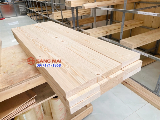 Tấm gỗ thông mặt rộng 20cm x dày 3cm x bào láng 4 mặt + cắt theo yêu cầu