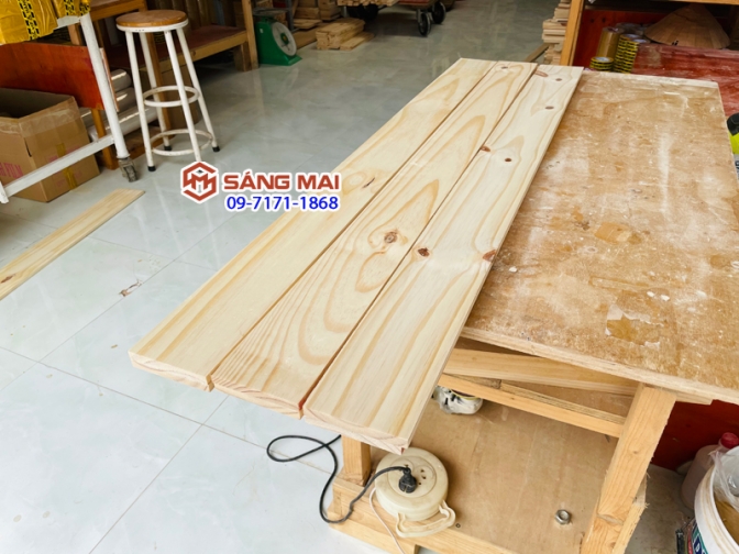 Tấm gỗ thông mặt rộng 10cm x dày 1cm x dài 120cm + láng mịn 4 mặt