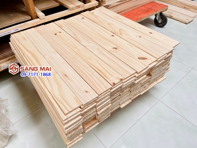 Tấm gỗ thông mặt rộng 10cm x dày 1cm x dài 120cm + láng mịn 4 mặt