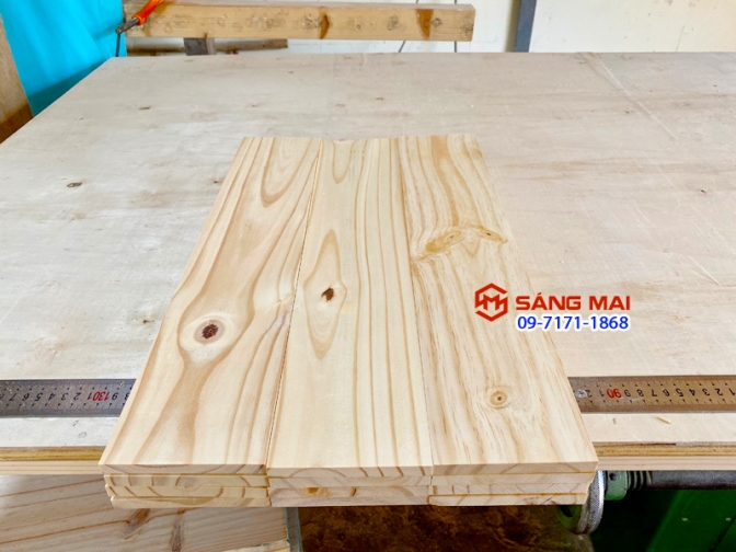 Tấm gỗ thông dày 1cm x  mặt rộng 10cm x dài 50cm + láng mịn 4 mặt