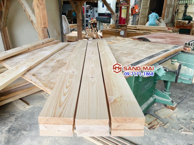 Tấm gỗ thông mặt rộng 10cm x dày 2cm + cắt theo kích thước yêu cầu