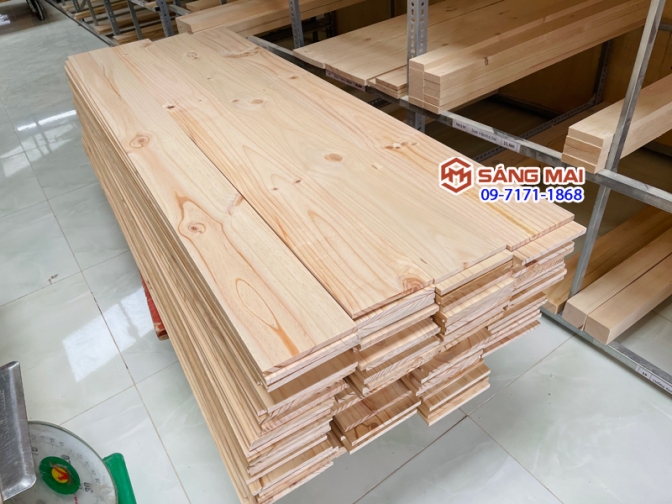Tấm gỗ thông mặt rộng 14cm x dày 1cm x bào láng 4 mặt + cắt theo yêu cầu