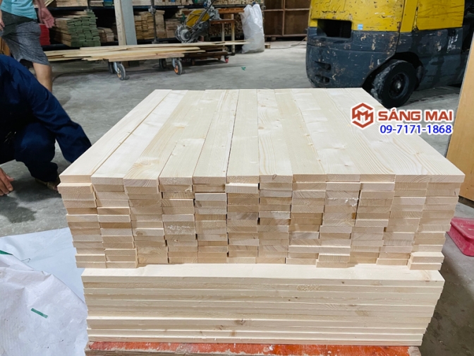 Thanh gỗ thông rộng 6cm x dày 1,5cm x dài 80cm + láng mịn 4 mặt