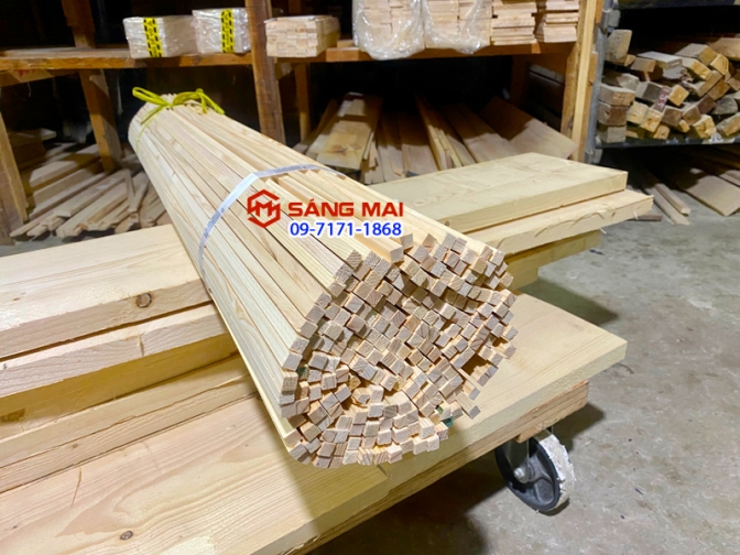 Thanh gỗ thông vuông 1cm x 1cm x dài 120cm + bào láng 4 mặt