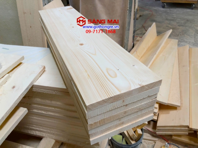 Tấm gỗ thông làm kệ dài 80cm x mặt rộng 20cm x dày 2cm + láng nhẵn mịn 4 mặt 