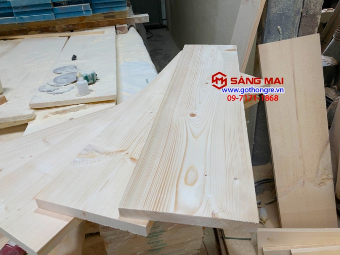Tấm gỗ thông làm kệ dài 80cm x mặt rộng 20cm x dày 2cm + láng nhẵn mịn 4 mặt 